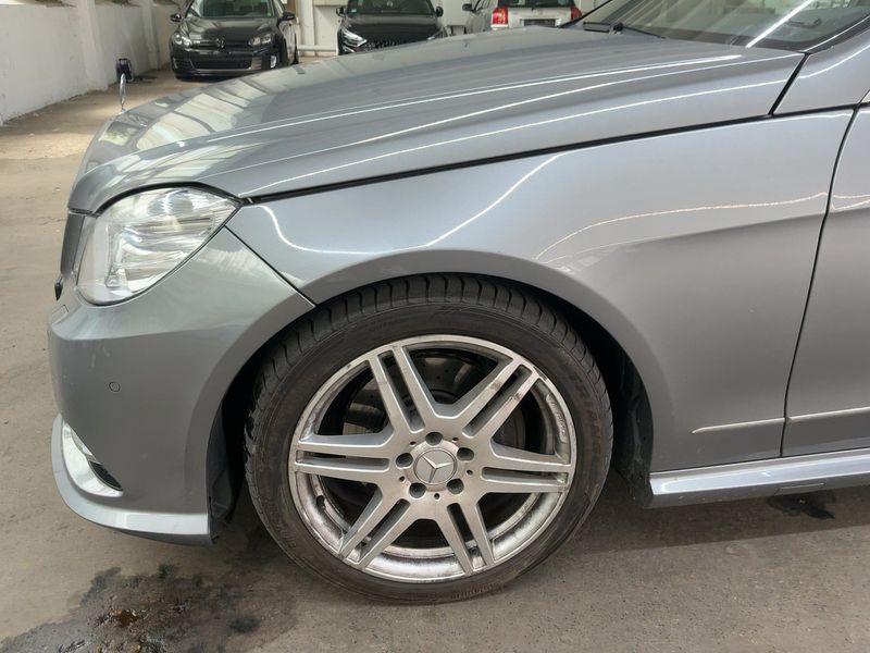 Mercedes-Benz E-Klasse E 300 Hybrid T BlueTEC Avantgarde 2012 – снимка 2