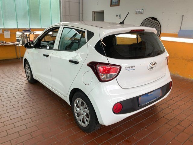 Hyundai i10 1.0 Basis 2017 – снимка 6