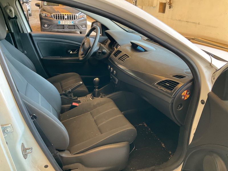 Renault Megane 1.5 dCi Life 2015 – снимка 3