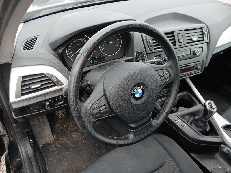 BMW 1er 120d 2013 – снимка 19