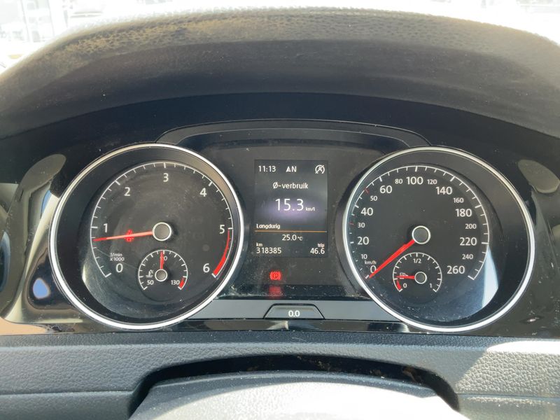 Volkswagen Golf VII 1.6 TDI Highline BlueMotion Tech 2015 – снимка 19