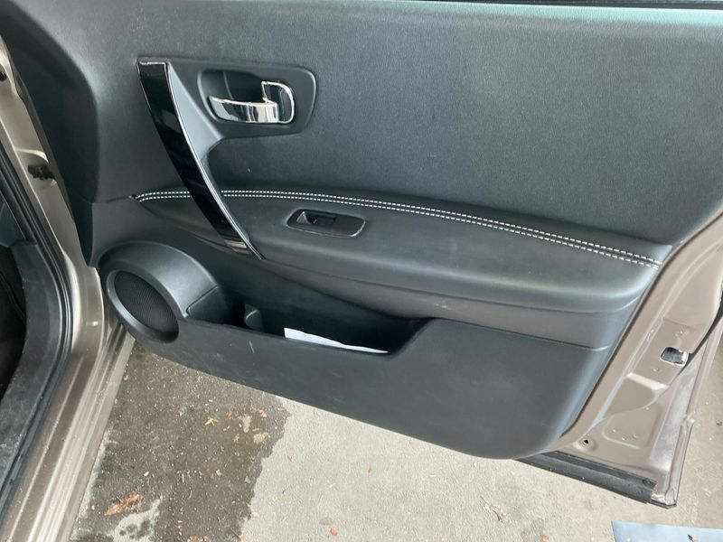 Nissan Qashqai 2.0 dCi 360 4x4 2013 – снимка 30