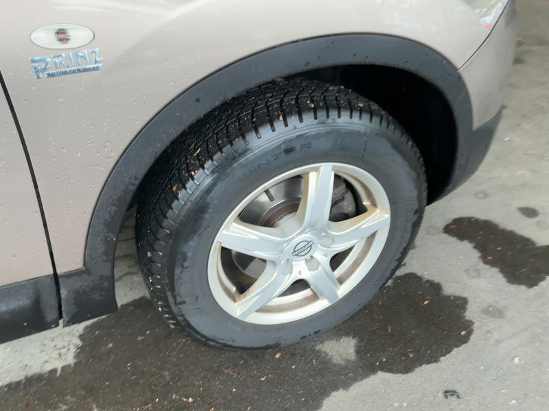 Nissan Qashqai 2.0 dCi 360 4x4 2013 – снимка 11