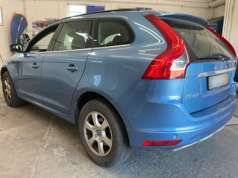 Volvo XC60 2.0 D4 Momentum 2WD 2017 – снимка 6