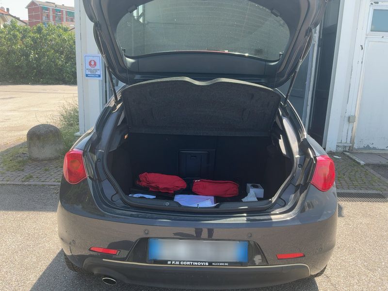 Alfa Romeo Giulietta 1.6 JTD Super 2016 – снимка 15