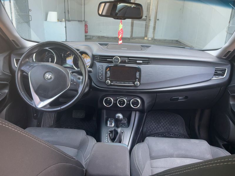 Alfa Romeo Giulietta 1.6 JTD Super 2016 – снимка 17