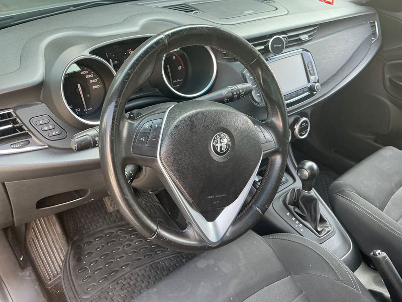 Alfa Romeo Giulietta 1.6 JTD Super 2016 – снимка 25