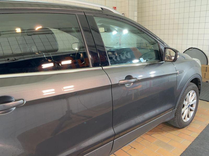 Ford Kuga 1.5 EcoBoost Titanium 2016 – снимка 10