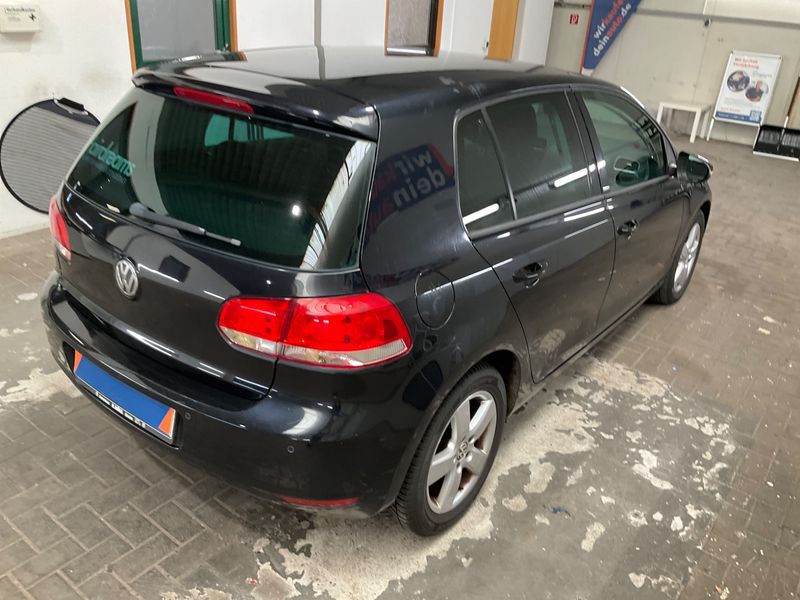 Volkswagen Golf VI 1.6 TDI Style 2011 – снимка 2