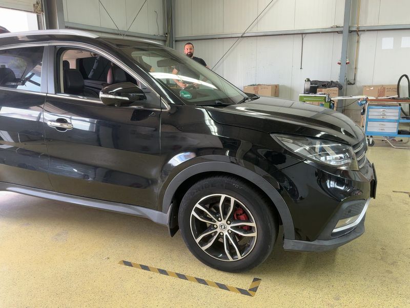 DFSK Glory 580 1.5 Turbo Luxury 2019 – снимка 12