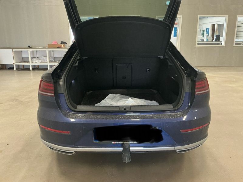 Volkswagen Arteon 2.0 TDI R-Line 4Motion 2019 – снимка 15