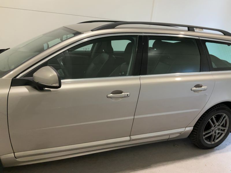 Volvo V70 2.0 D3 Momentum 2015 – снимка 4
