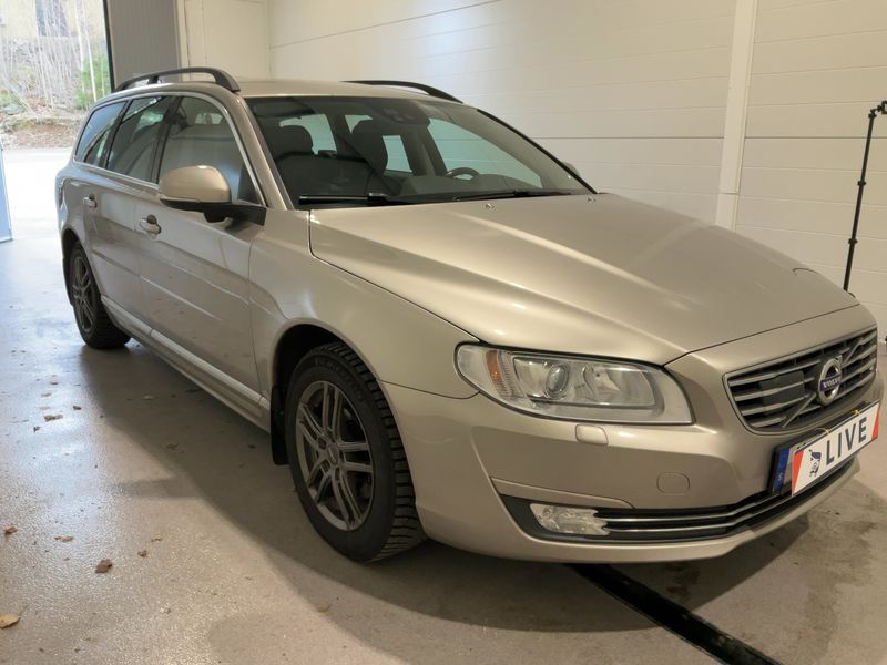 Volvo V70 2.0 D3 Momentum 2015 – снимка 12