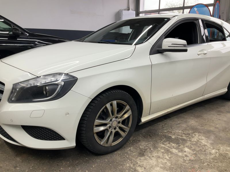 Mercedes-Benz A-Klasse A 200 CDI BlueEfficiency Urban 2013 – снимка 2