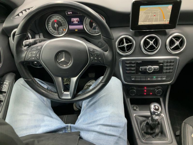 Mercedes-Benz A-Klasse A 200 CDI BlueEfficiency Urban 2013 – снимка 18