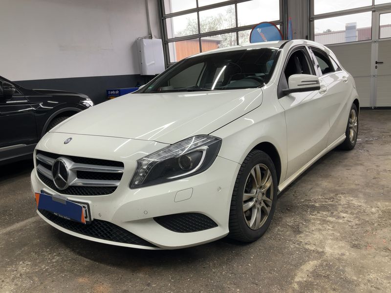 Mercedes-Benz A-Klasse A 200 CDI BlueEfficiency Urban 2013 – снимка 1