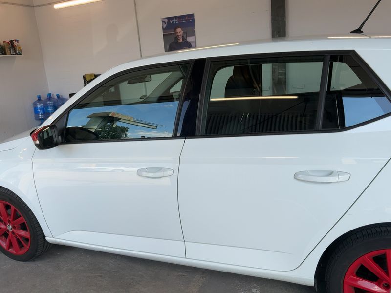 Skoda Fabia 1.4 TDI Red & Grey 2016 – снимка 4