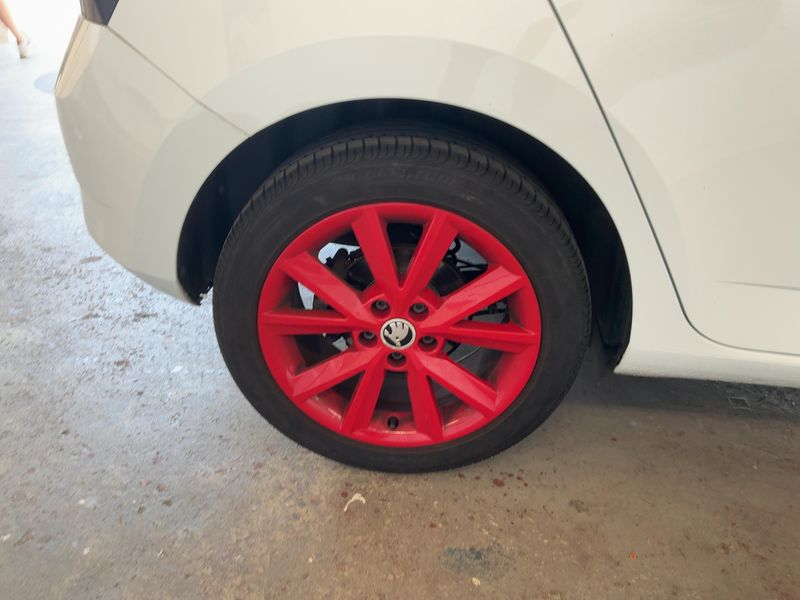 Skoda Fabia 1.4 TDI Red & Grey 2016 – снимка 9