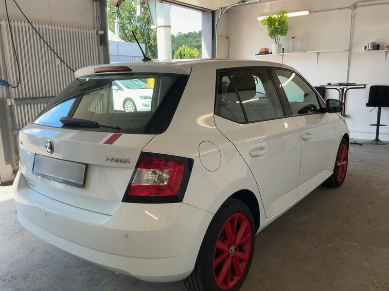Skoda Fabia 1.4 TDI Red & Grey 2016 – снимка 8