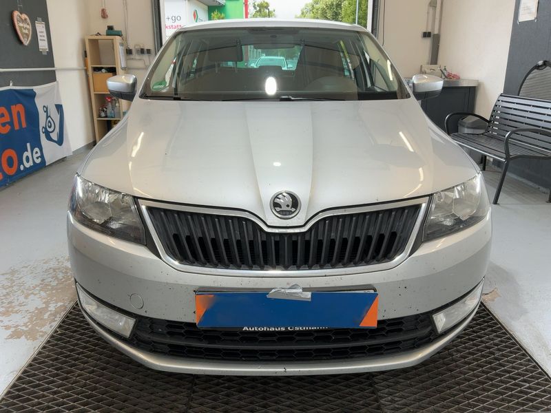 Skoda Rapid Spaceback 1.6 TDI 2015 – снимка 9