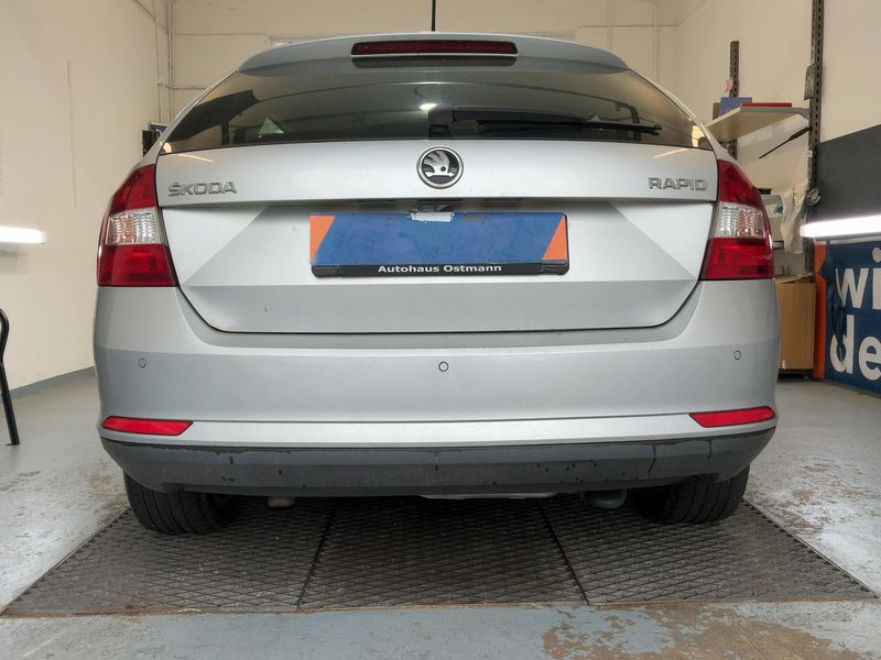 Skoda Rapid Spaceback 1.6 TDI 2015 – снимка 5