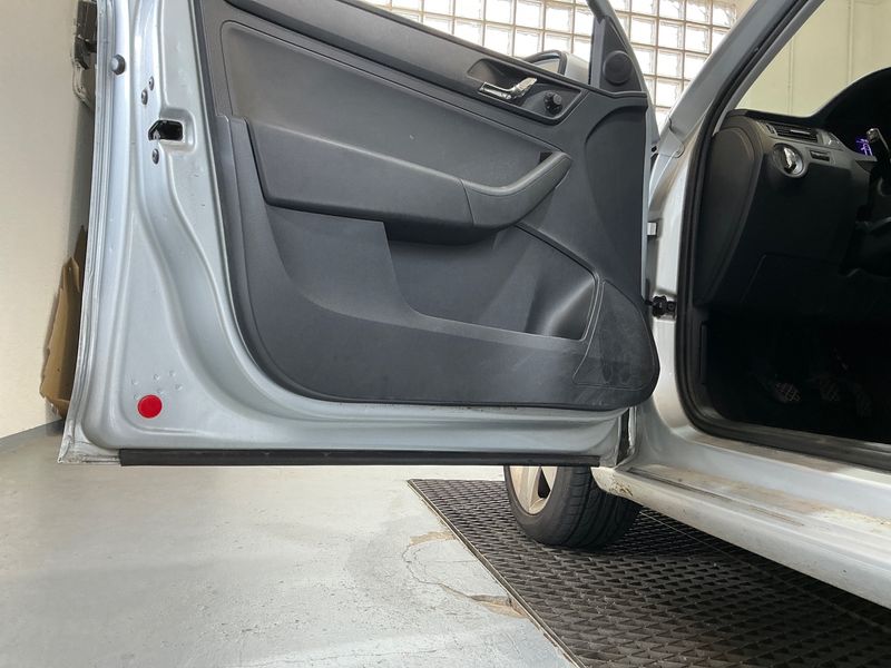 Skoda Rapid Spaceback 1.6 TDI 2015 – снимка 33