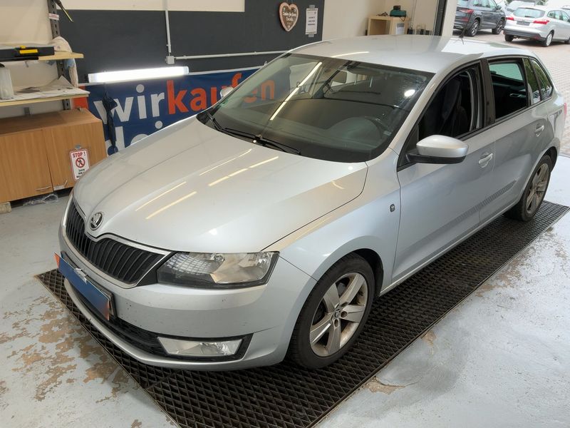 Skoda Rapid Spaceback 1.6 TDI 2015 – входящ номер HH33885