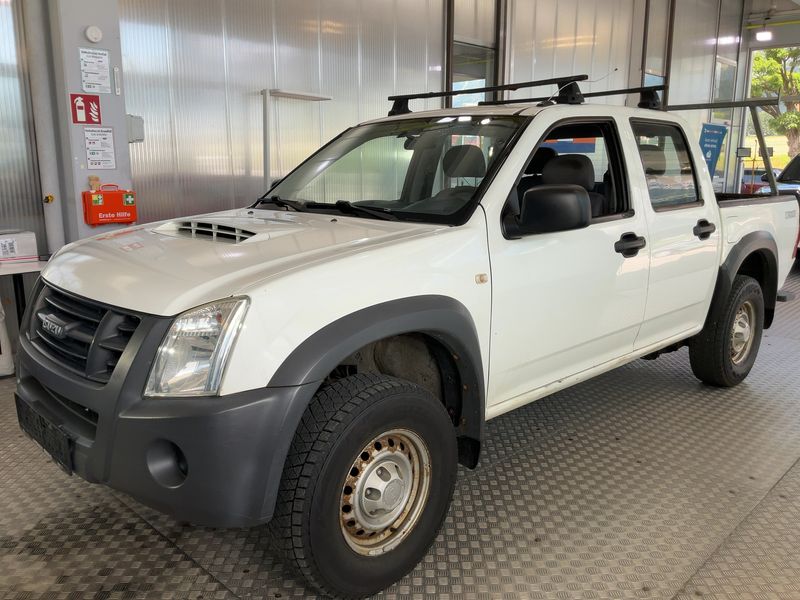 Isuzu D-MAX 2.5 Turbodiesel Double Cab Basis 4WD 2012 – снимка 1