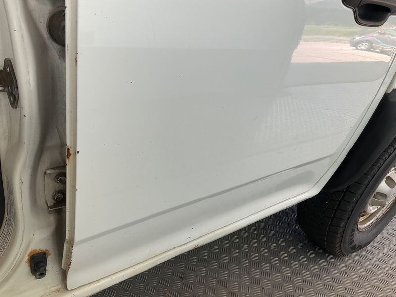 Isuzu D-MAX 2.5 Turbodiesel Double Cab Basis 4WD 2012 – снимка 33