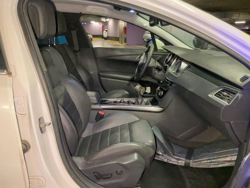 Peugeot 508 2.0 HDi Féline 2011 – снимка 16