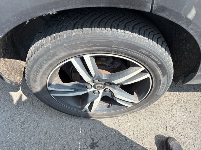 Volvo XC60 2.0 D4 R-Design 2WD 2019 – снимка 19