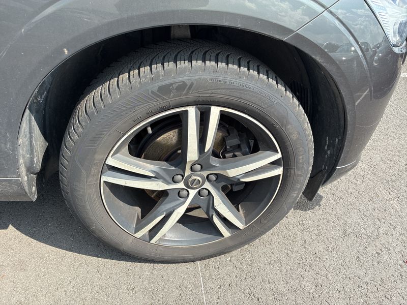 Volvo XC60 2.0 D4 R-Design 2WD 2019 – снимка 18