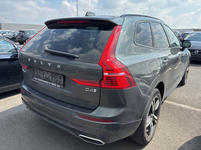 Volvo XC60 2.0 D4 R-Design 2WD 2019 – снимка 5
