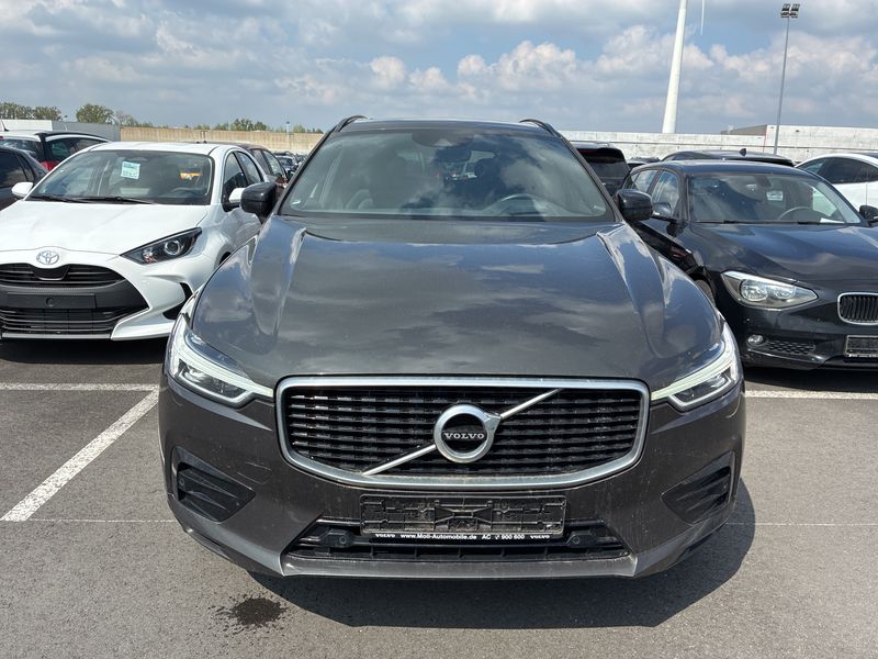 Volvo XC60 2.0 D4 R-Design 2WD 2019 – снимка 7