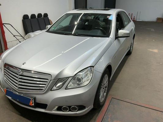 Mercedes-Benz E-Klasse E 200 CGI BlueEfficiency Elegance 2010 – снимка 1