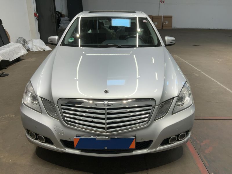 Mercedes-Benz E-Klasse E 200 CGI BlueEfficiency Elegance 2010 – снимка 14