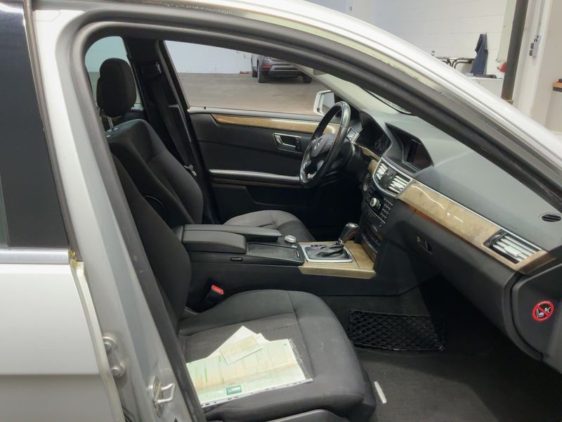 Mercedes-Benz E-Klasse E 200 CGI BlueEfficiency Elegance 2010 – снимка 17