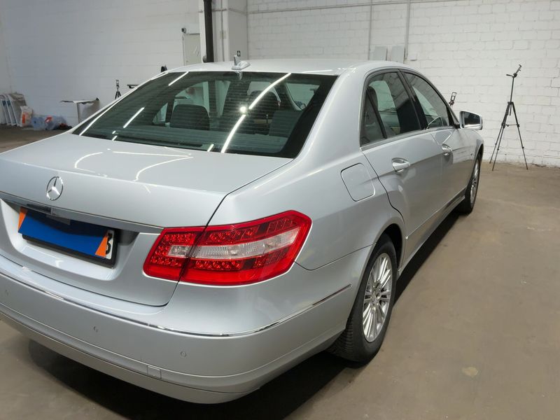 Mercedes-Benz E-Klasse E 200 CGI BlueEfficiency Elegance 2010 – снимка 8
