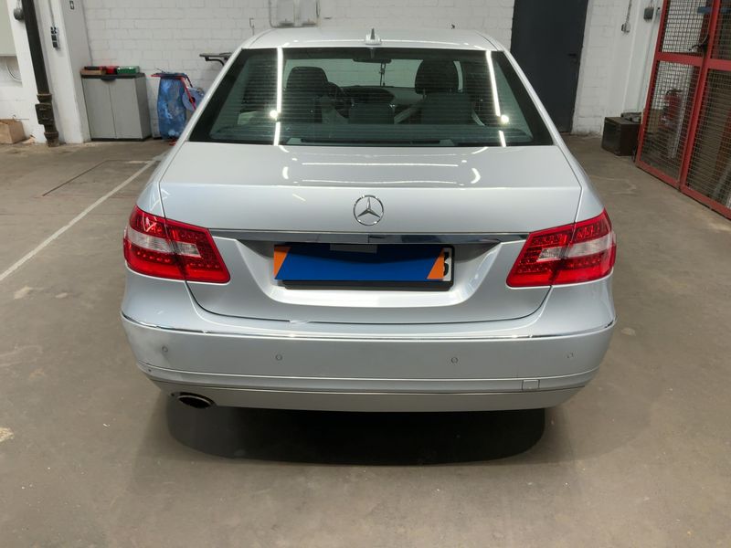Mercedes-Benz E-Klasse E 200 CGI BlueEfficiency Elegance 2010 – снимка 7