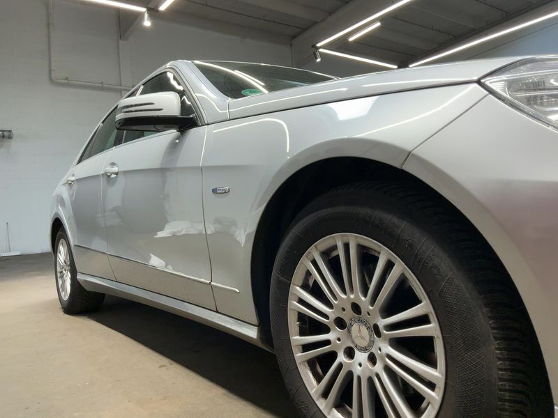 Mercedes-Benz E-Klasse E 200 CGI BlueEfficiency Elegance 2010 – снимка 12