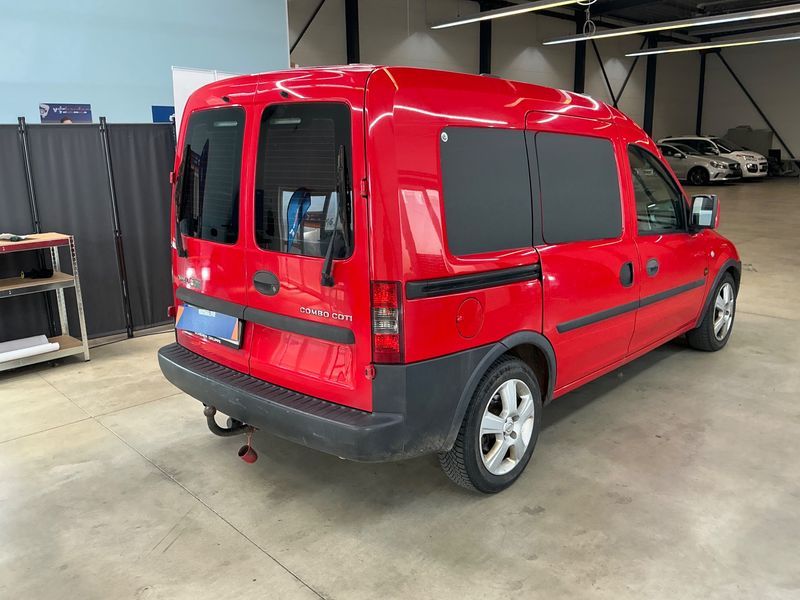 Opel Combo 1.3 CDTI Kasten Business 111 Jahre 2010 – снимка 2