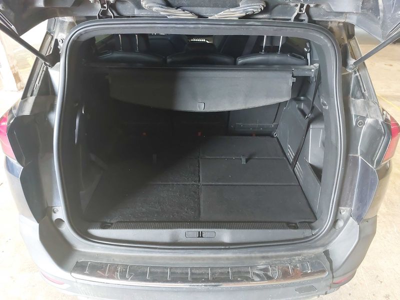 Peugeot 5008 1.5 Blue-HDi GT Line 2019 – снимка 9