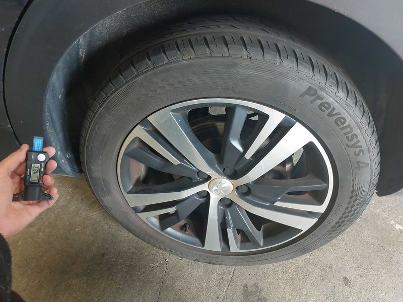Peugeot 5008 1.5 Blue-HDi GT Line 2019 – снимка 28