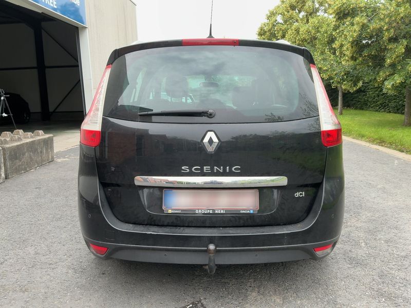 Renault Grand Scenic 1.6 dCi BOSE Edition 2014 – снимка 7