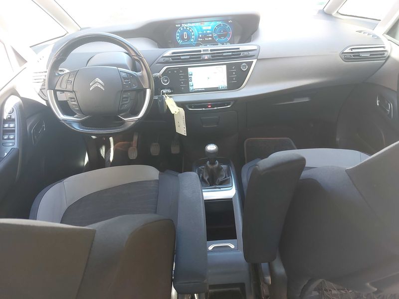 Citroen C4 Picasso 1.6 e-HDi Intensive 2013 – снимка 11