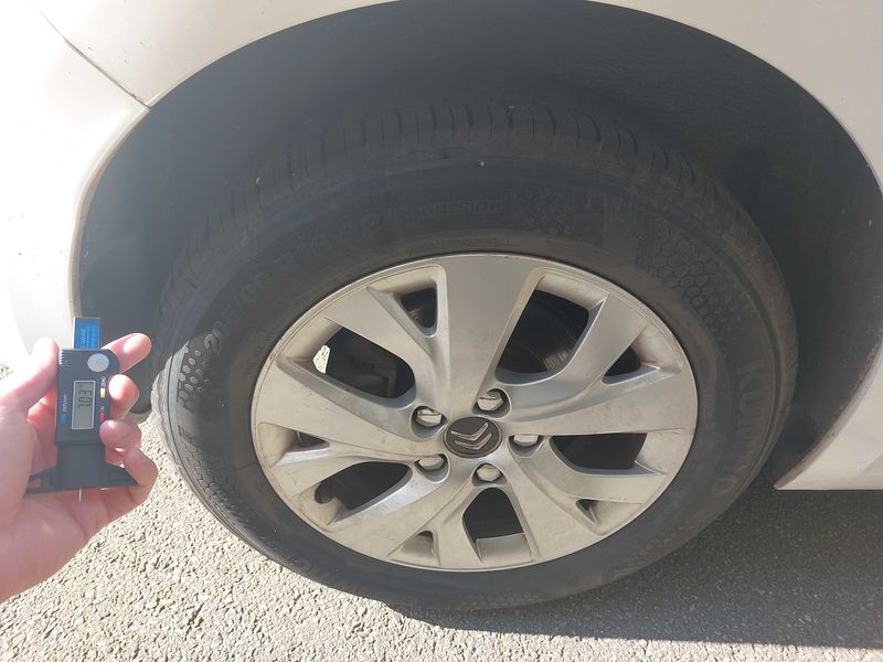 Citroen C4 Picasso 1.6 e-HDi Intensive 2013 – снимка 37