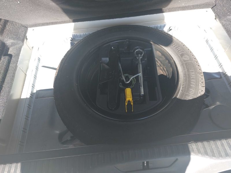 Citroen C4 Picasso 1.6 e-HDi Intensive 2013 – снимка 33