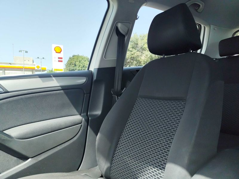 Volkswagen Golf VI 1.6 TDI Advance BlueMotion Tech 2011 – снимка на щета