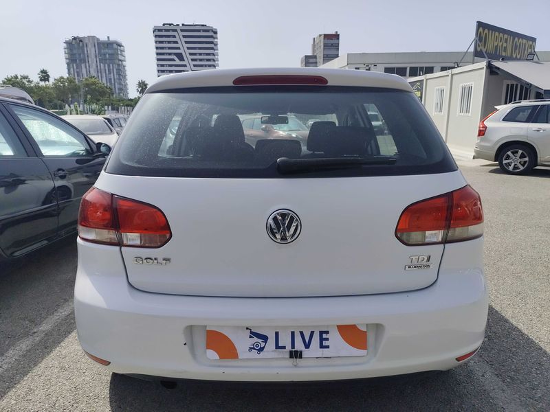Volkswagen Golf VI 1.6 TDI Advance BlueMotion Tech 2011 – снимка на щета