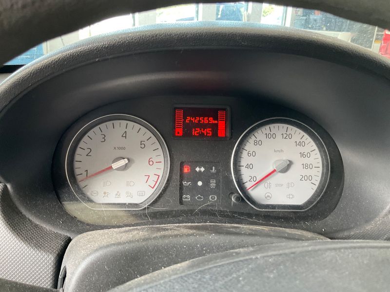 Dacia Sandero 1.4 LPG Laureate 2009 – снимка 4